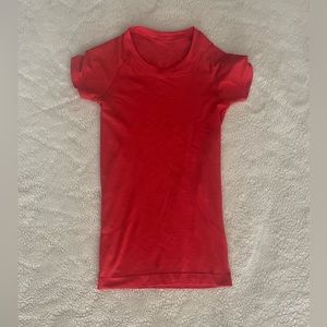 Lululemon swiftly tech